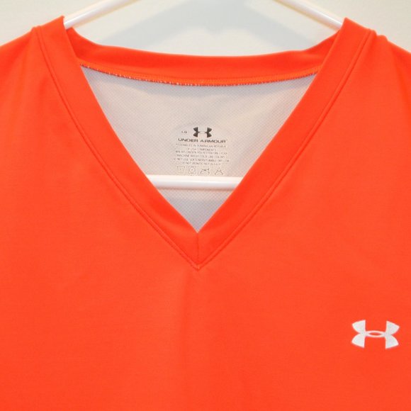 50% Off Sale! UNDER ARMOUR • Workout Top Size LG - Picture 3 of 6
